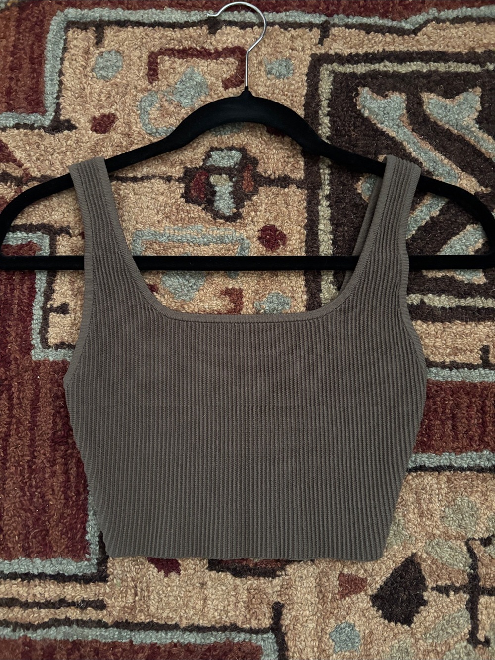 Aritzia Babaton Sculpt Knit Squareneck Cropped Tank